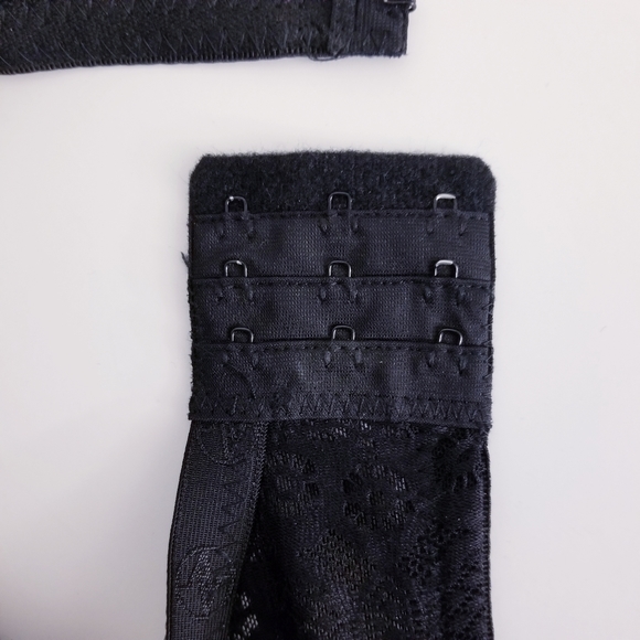 ADRIENNE VITTADINI STUDIO BLACK LACE BRA - Picture 10 of 16